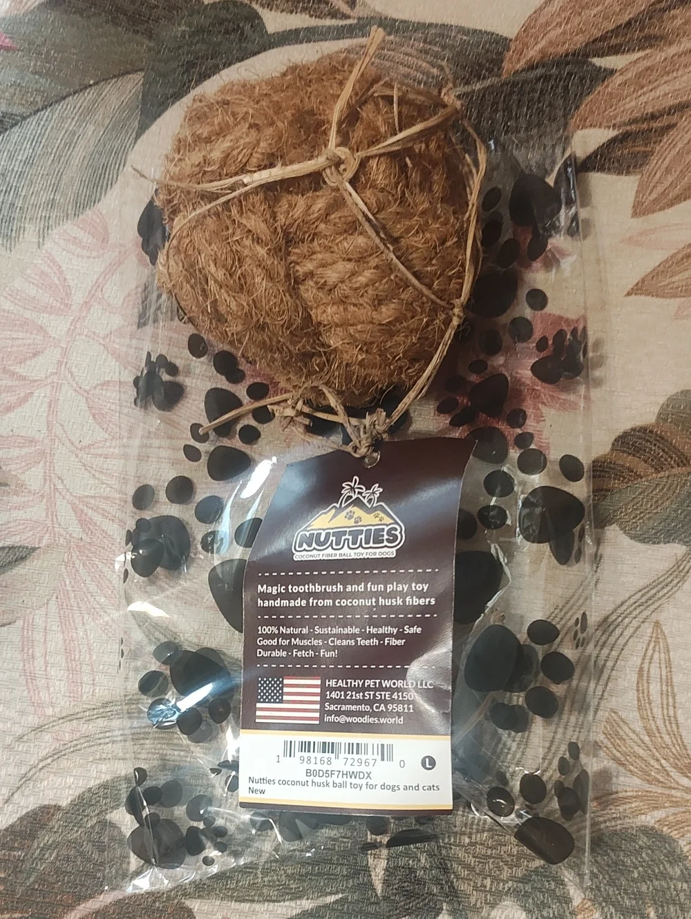 PETS: DOG COCONUT HUSK CHEW TOY